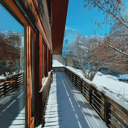 Hébergement de vacances Stylish Chalet With Breathtaking View